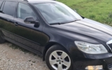 vehicle image #4
