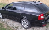vehicle image #5