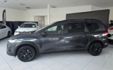 vehicle image #8