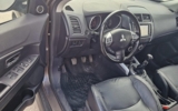 vehicle image #16