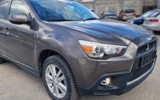 vehicle image #8