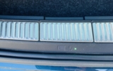 vehicle image #19
