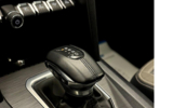 vehicle image #7