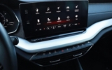 vehicle image #17