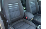 vehicle image #4
