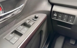 vehicle image #10