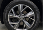 vehicle image #13