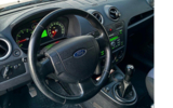 vehicle image #9