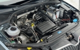 vehicle image #11