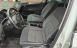 vehicle image #9