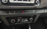 vehicle image #9