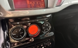 vehicle image #9