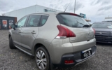 vehicle image #5