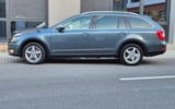 vehicle image #13