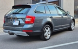 vehicle image #15