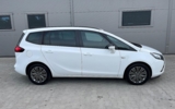 vehicle image #8
