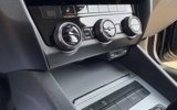 vehicle image #4