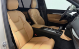 vehicle image #9