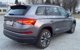 vehicle image #5