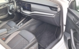 vehicle image #9