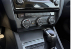 vehicle image #4