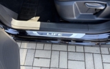 vehicle image #9