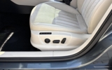 vehicle image #9