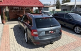 vehicle image #5