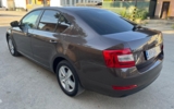 vehicle image #8