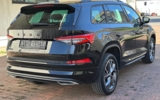 vehicle image #12