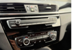 vehicle image #10
