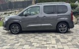 vehicle image #8