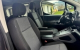 vehicle image #11