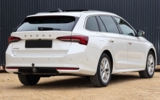 vehicle image #5