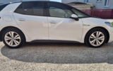 vehicle image #6