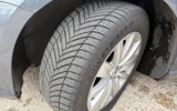 vehicle image #4