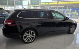 vehicle image #12
