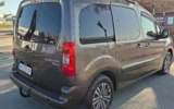 vehicle image #14