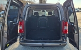 vehicle image #15