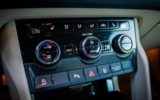 vehicle image #10