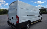 vehicle image #3