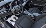 vehicle image #9