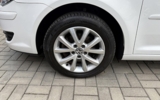 vehicle image #10