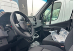 vehicle image #16