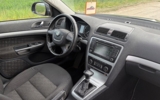 vehicle image #15
