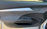 vehicle image #9