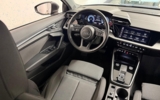 vehicle image #15
