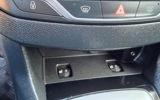 vehicle image #10