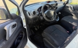 vehicle image #14