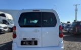 vehicle image #6